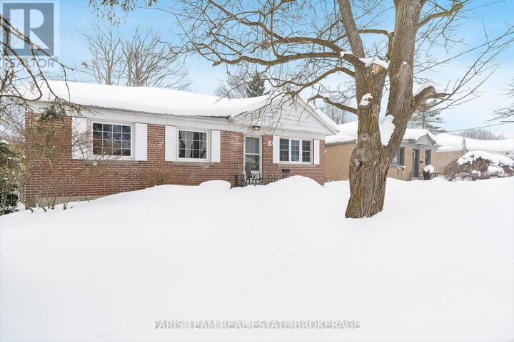 Property Photo: 18 Newton Street ON L4M 3N3