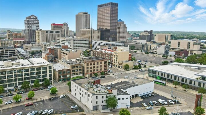 Property Photo:  18 S Saint Clair Street 203  OH 45402 