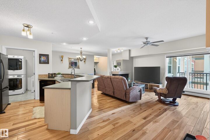 Property Photo:  5280 Terwillegar Boulevard NW 307  AB T6R 3T9 