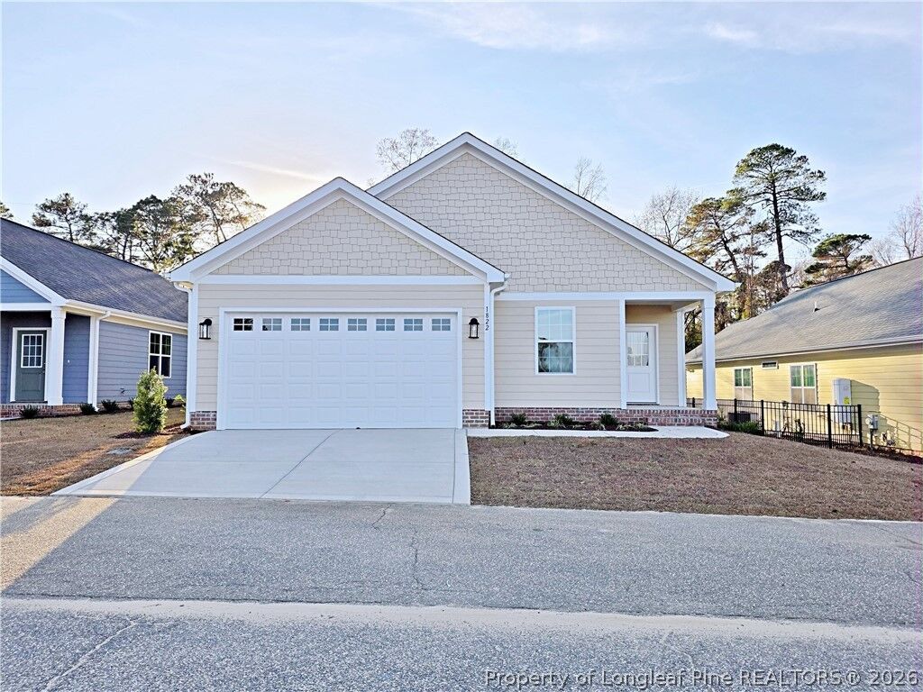 Property Photo:  1822 Fordham Drive  NC 28304 