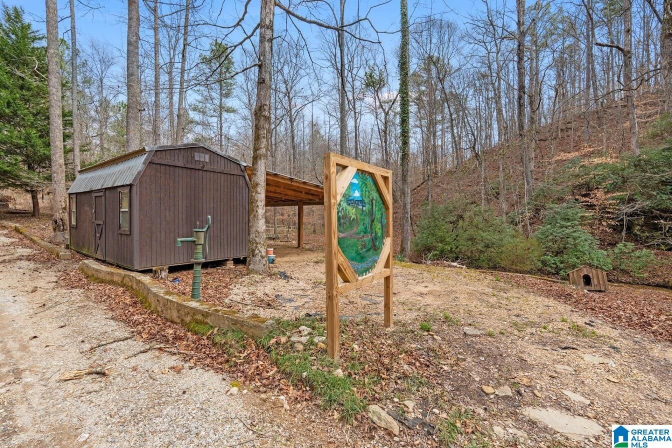 Property Photo:  227 County Road 71  AL 36264 