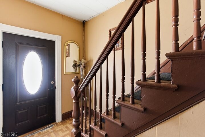 Property Photo:  184 E 22nd St  NJ 07514 