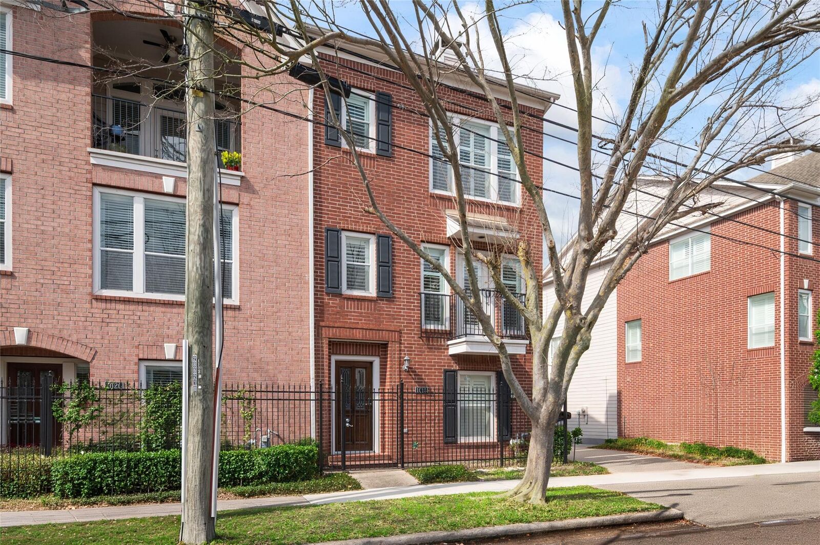 Property Photo:  1018 Van Buren Street  TX 77019 