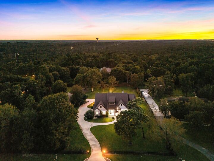 Property Photo: 8989 Stone Oak Drive TX 77316