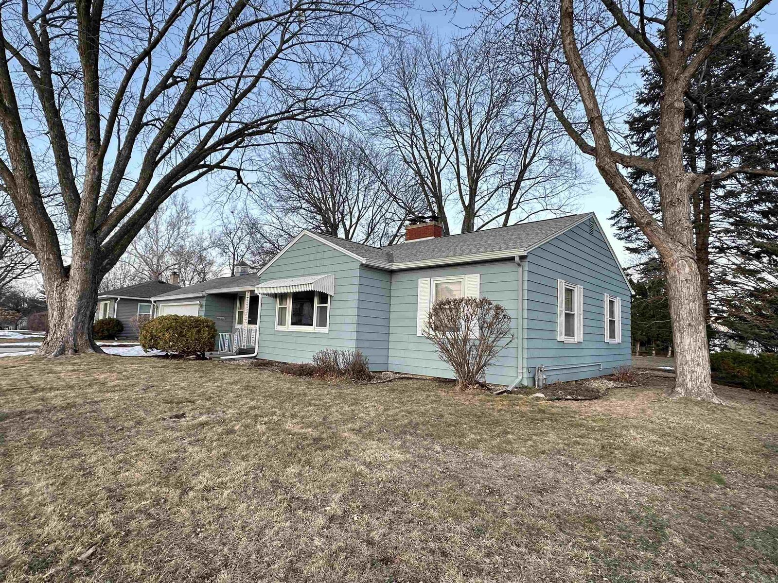 Property Photo:  3314 Scenic Dr  IA 50613 