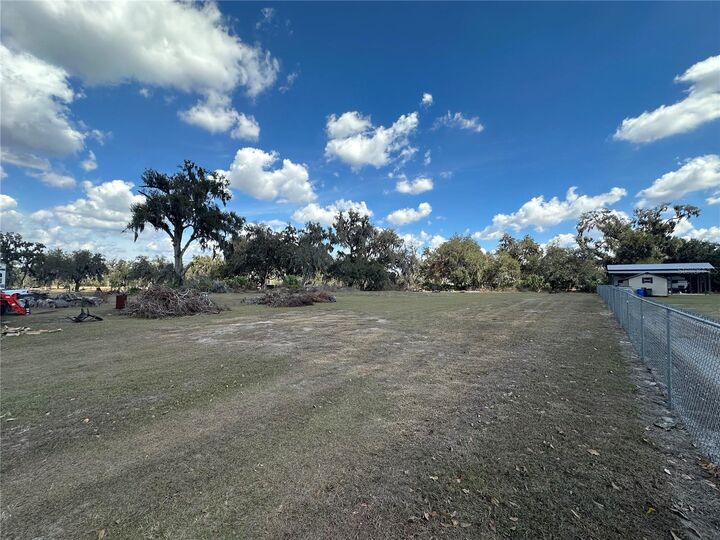 Property Photo: 9988 Bryant Road FL 33547