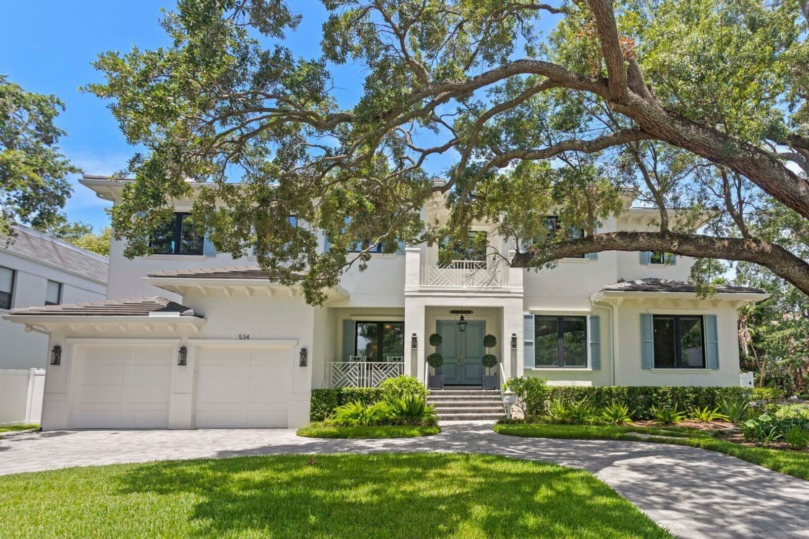 Property Photo: 534 Ladrone Avenue FL 33606