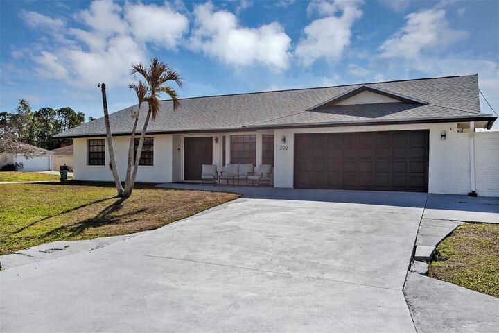 Property Photo:  202 SW Holden Terrace  FL 34984 