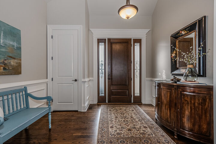 Property Photo:  369 Fritz Lane  IL 60134 