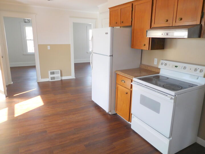 Property Photo:  85 Androscoggin Avenue  ME 04240 