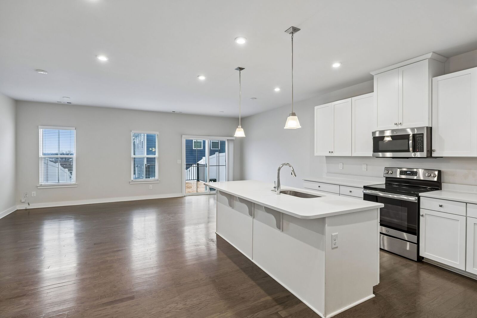 Property Photo: 262 Dartmoor Pl TN 37072