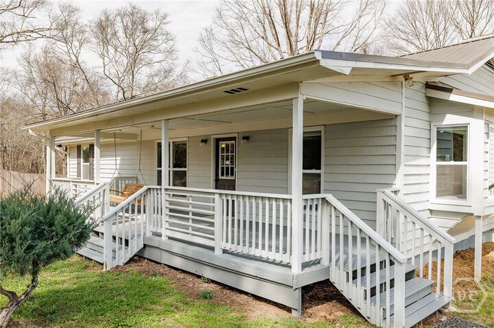 Property Photo:  65 Lexington Carlton Road  GA 30648 