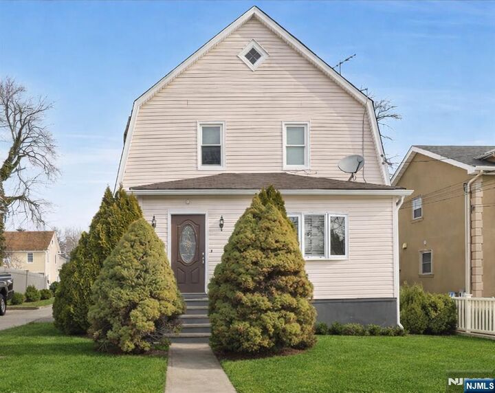 Property Photo:  73 Fairview Avenue  NJ 07666 
