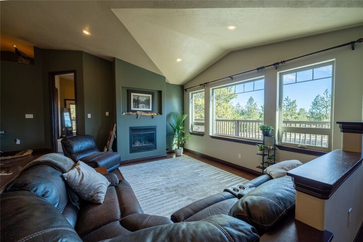 Property Photo: 17718 Cougars Den Lane MT 59834