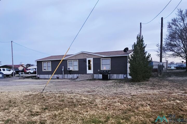 Property Photo:  811 Hereford Avenue  NM 88135 