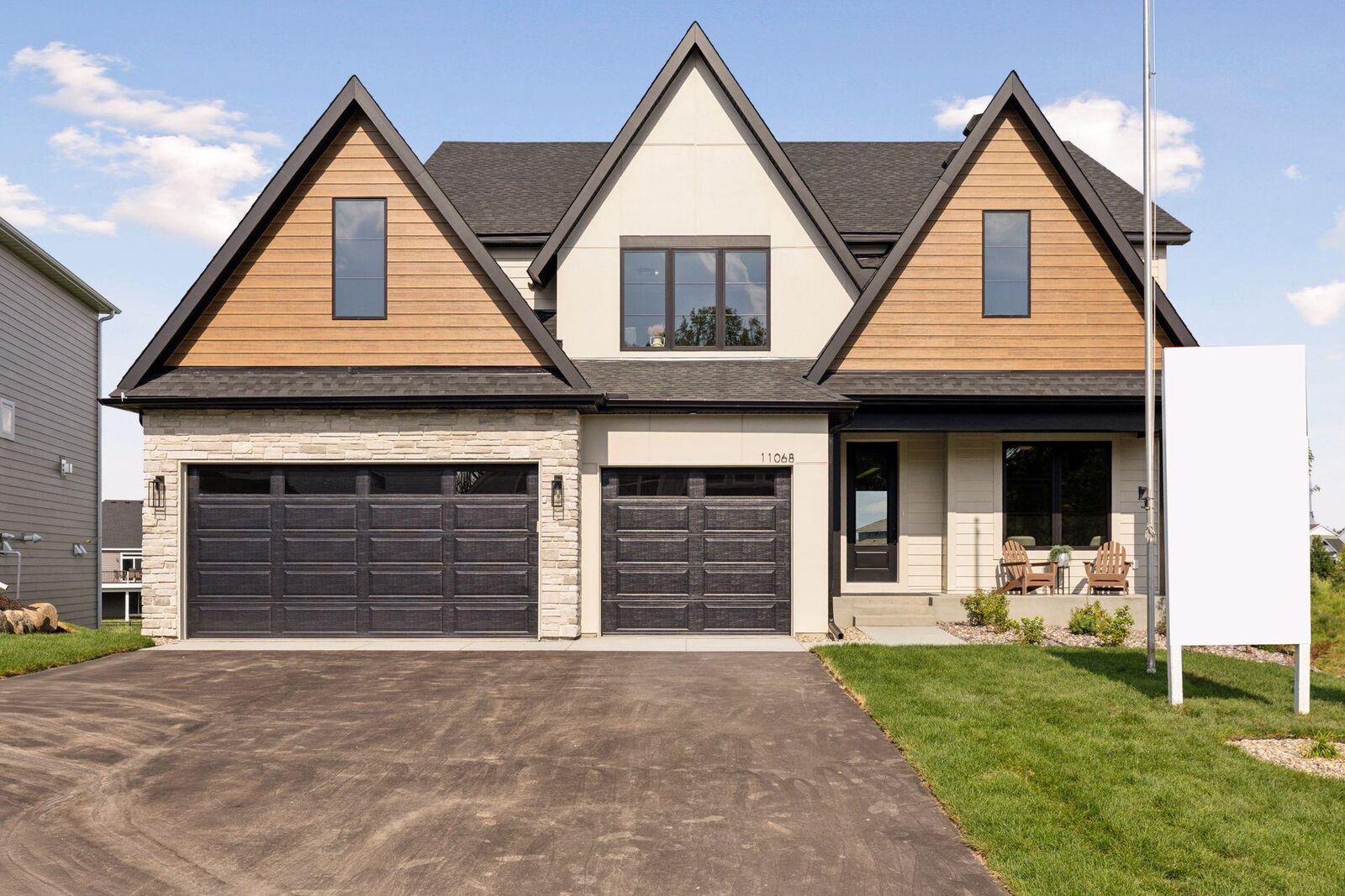 Property Photo: 11068 Kingsview Lane N MN 55369