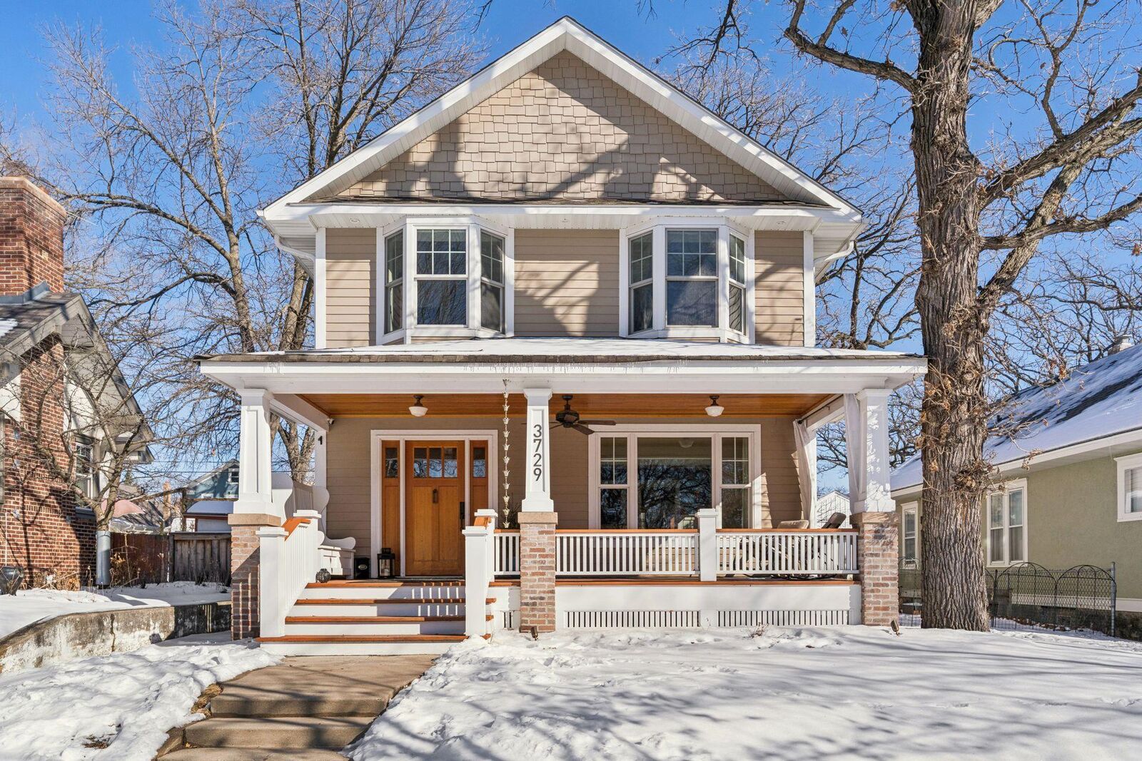 Property Photo:  3729 Dupont Avenue S  MN 55409 