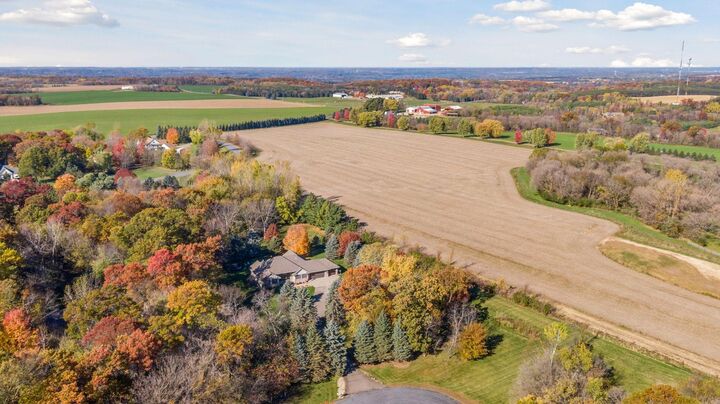 Property Photo:  582 Country Oaks Lane  WI 54022 