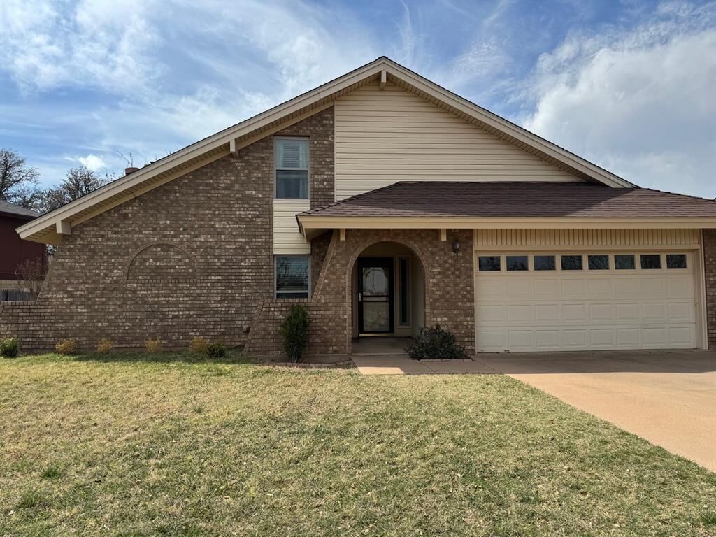 Property Photo:  3310 Ivanhoe Lane  TX 79605 