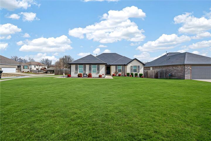 Property Photo:  5821 W Fountain Street  AR 72704 