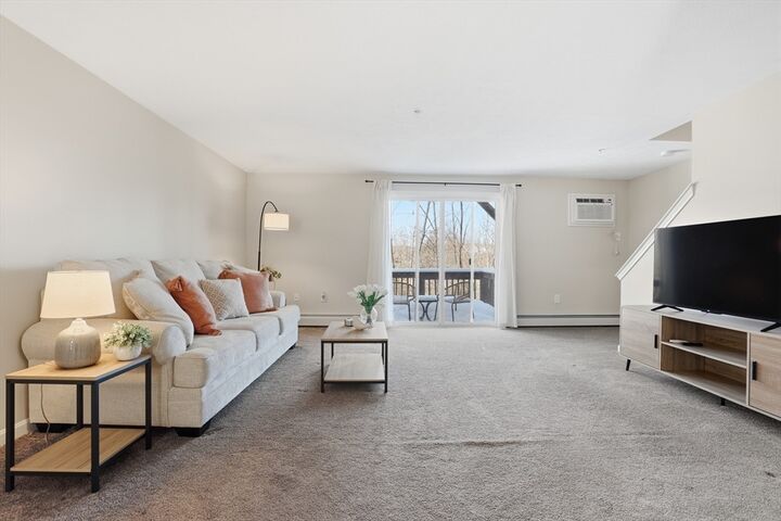 Property Photo:  147 Constitution Drive 147  MA 01420 