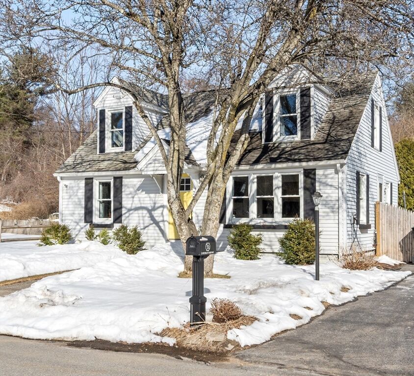 Property Photo:  2 Riverlin Pkwy  MA 01527 