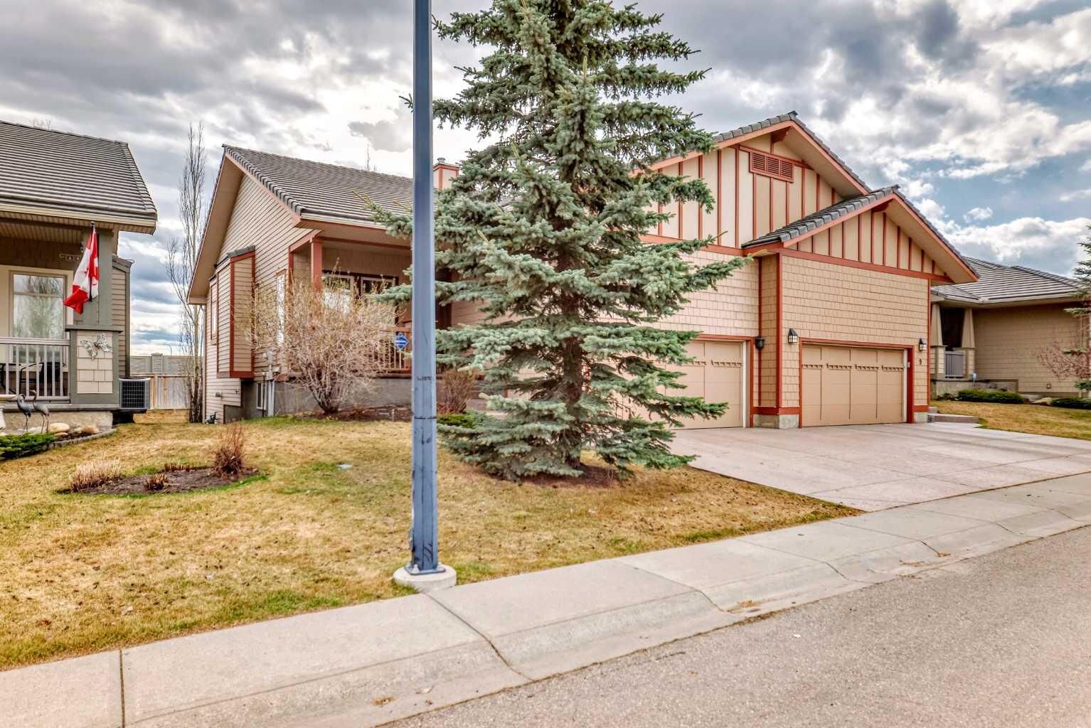 Property Photo: 5 Bridle Estates Road SW AB T2Y 5A8