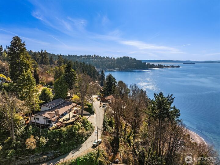 Property Photo:  15012  28th Avenue SW  WA 98166 