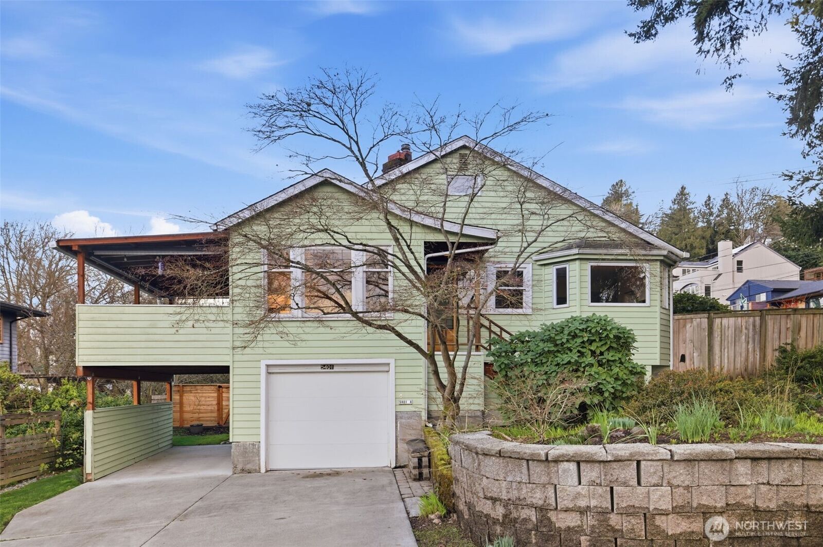 Property Photo:  5401 S Angeline Street 102  WA 98118 