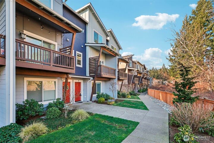 Property Photo: 17411 118th Avenue Ct E B WA 98374