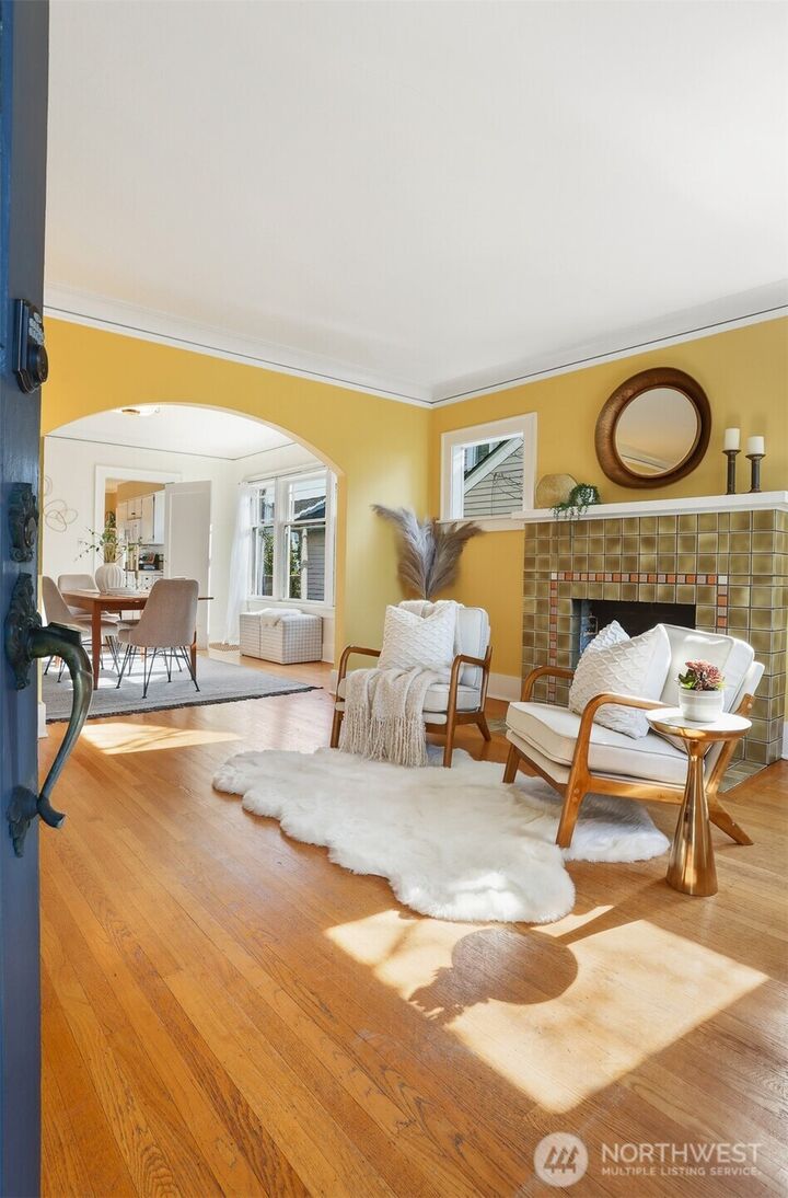 Property Photo:  7026  5th Avenue NW  WA 98117 