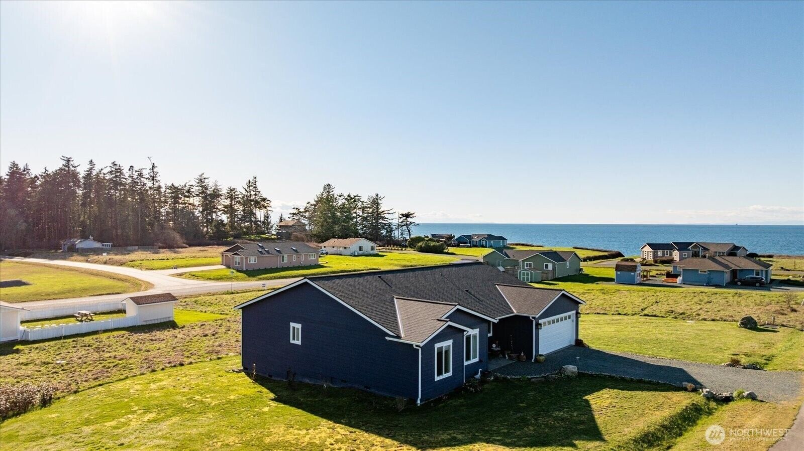 Property Photo:  2691  Balboa Way  WA 98239 