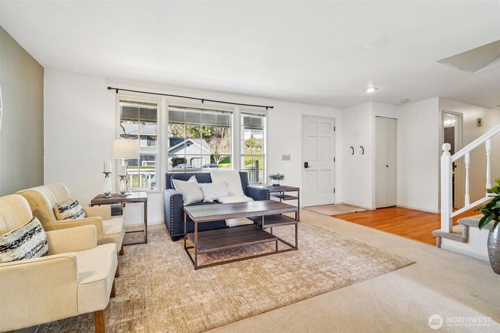 Property Photo:  14335 SE 63rd Street  WA 98006 