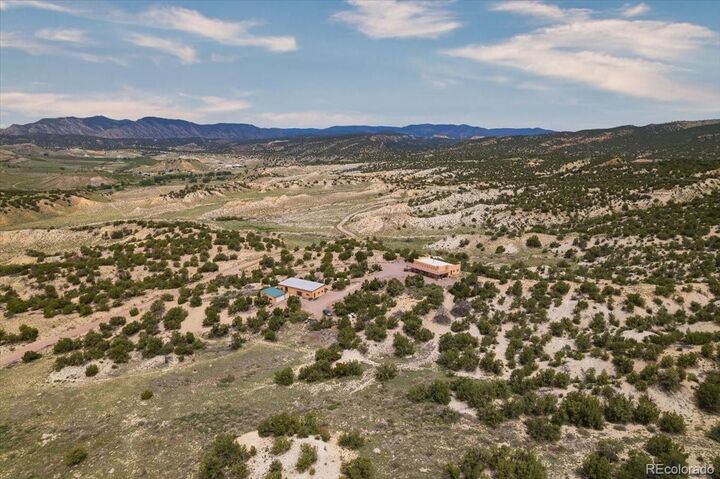 Property Photo:  1008 Canon Ridge Trail A  CO 81212 