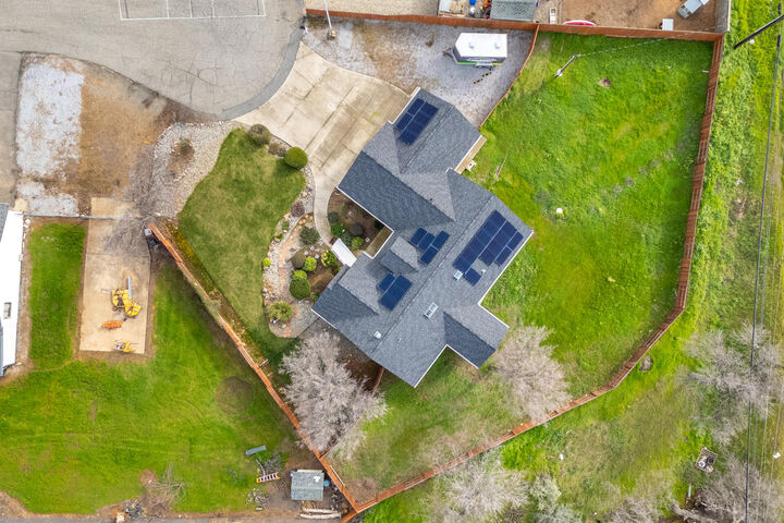 Property Photo: 20340 Gibson Court CA 96002