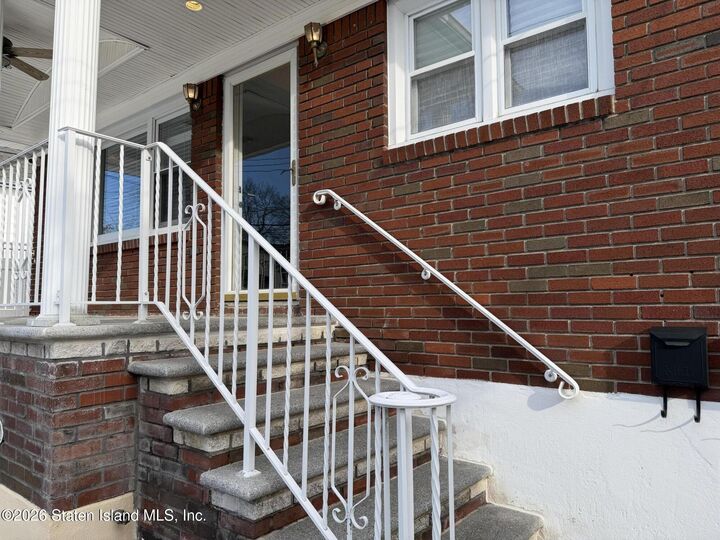 Property Photo:  26 Driggs Street  NY 10308 
