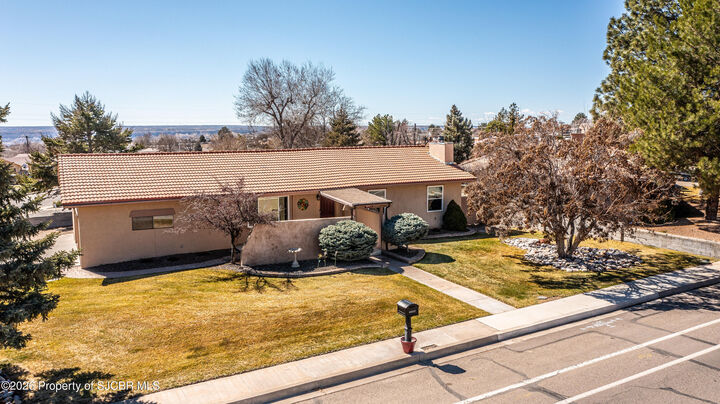 Property Photo:  4002 N Dustin Avenue  NM 87401 