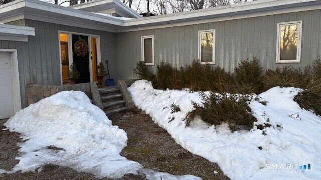 Property Photo: 159 Spectacle Lane CT 06897