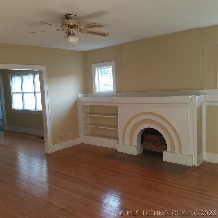Property Photo:  2427 Boston Street  OK 74401 