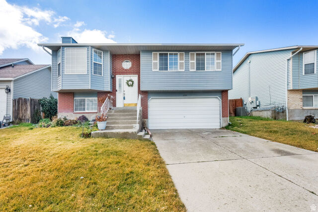 Property Photo: 6796 S Cyclamen Dr UT 84081