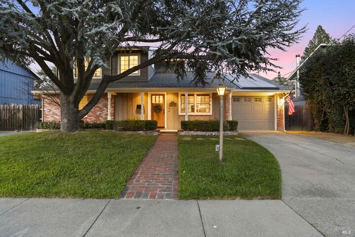 Property Photo:  6 Gothic Drive  CA 94947 