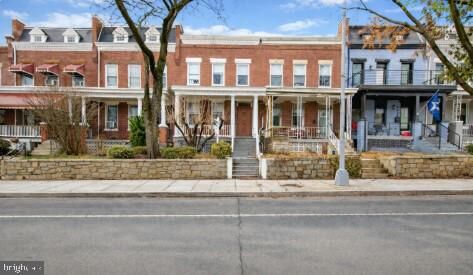Property Photo:  4124 New Hampshire Avenue NW  DC 20011 
