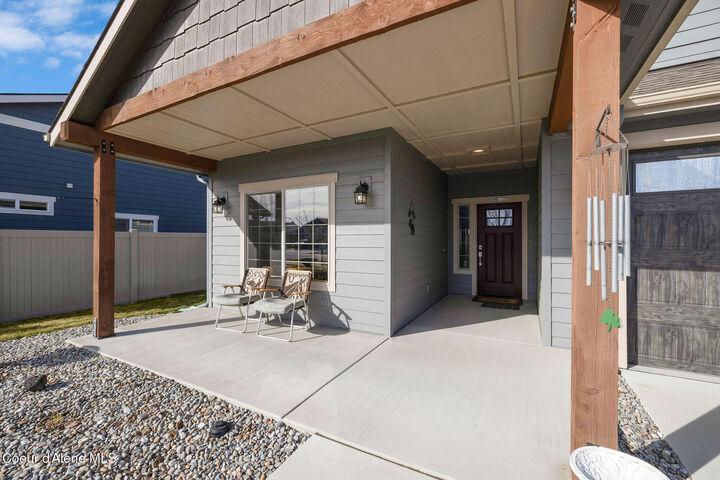 Property Photo:  1269 W Tamarindo Ln  ID 83835 