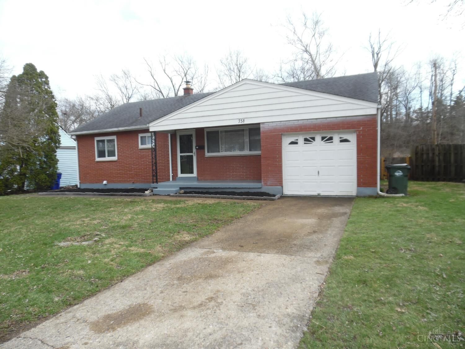 Property Photo:  751 Springvale Drive  OH 45913 