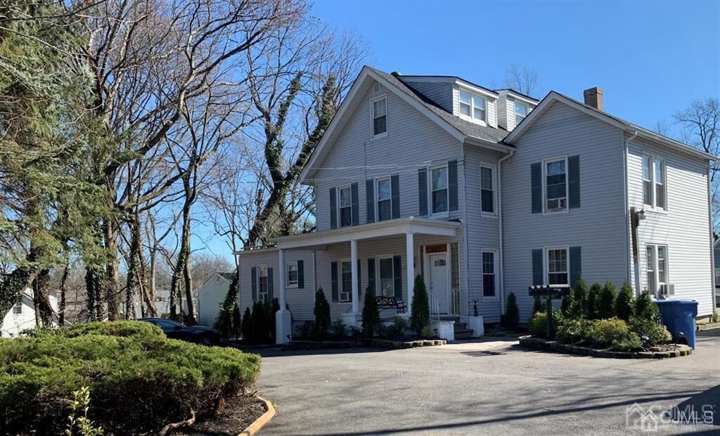 Property Photo:  203 Woodbridge Avenue 1  NJ 08840 