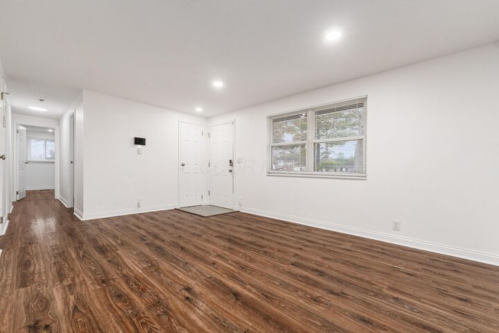 Property Photo: 362 Banbury Drive OH 43230