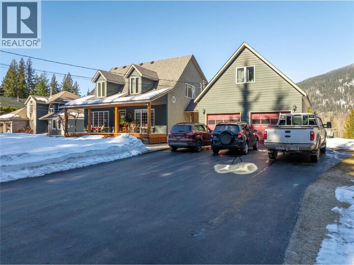 Property Photo: 1820 Illecillewaet Road BC V0E 2S0