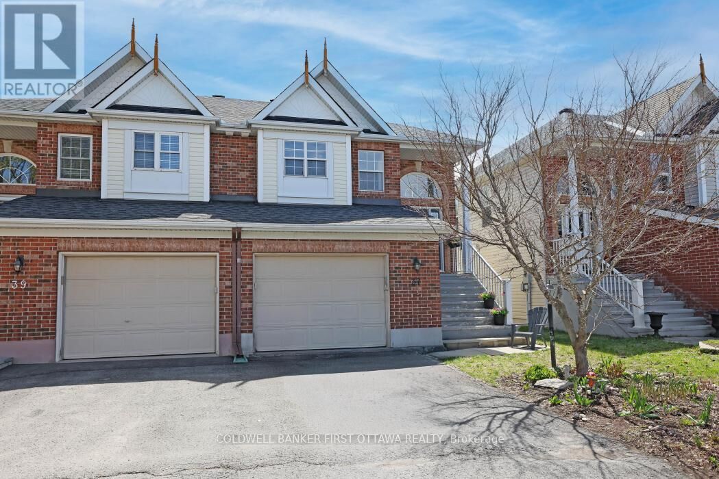 Property Photo:  37 Boulder Way  ON K2J 4R5 