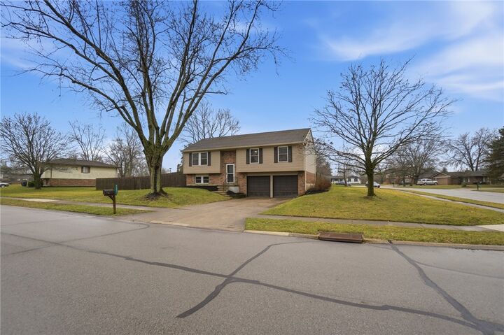 Property Photo:  9881 Rose Arbor Drive  OH 45458 