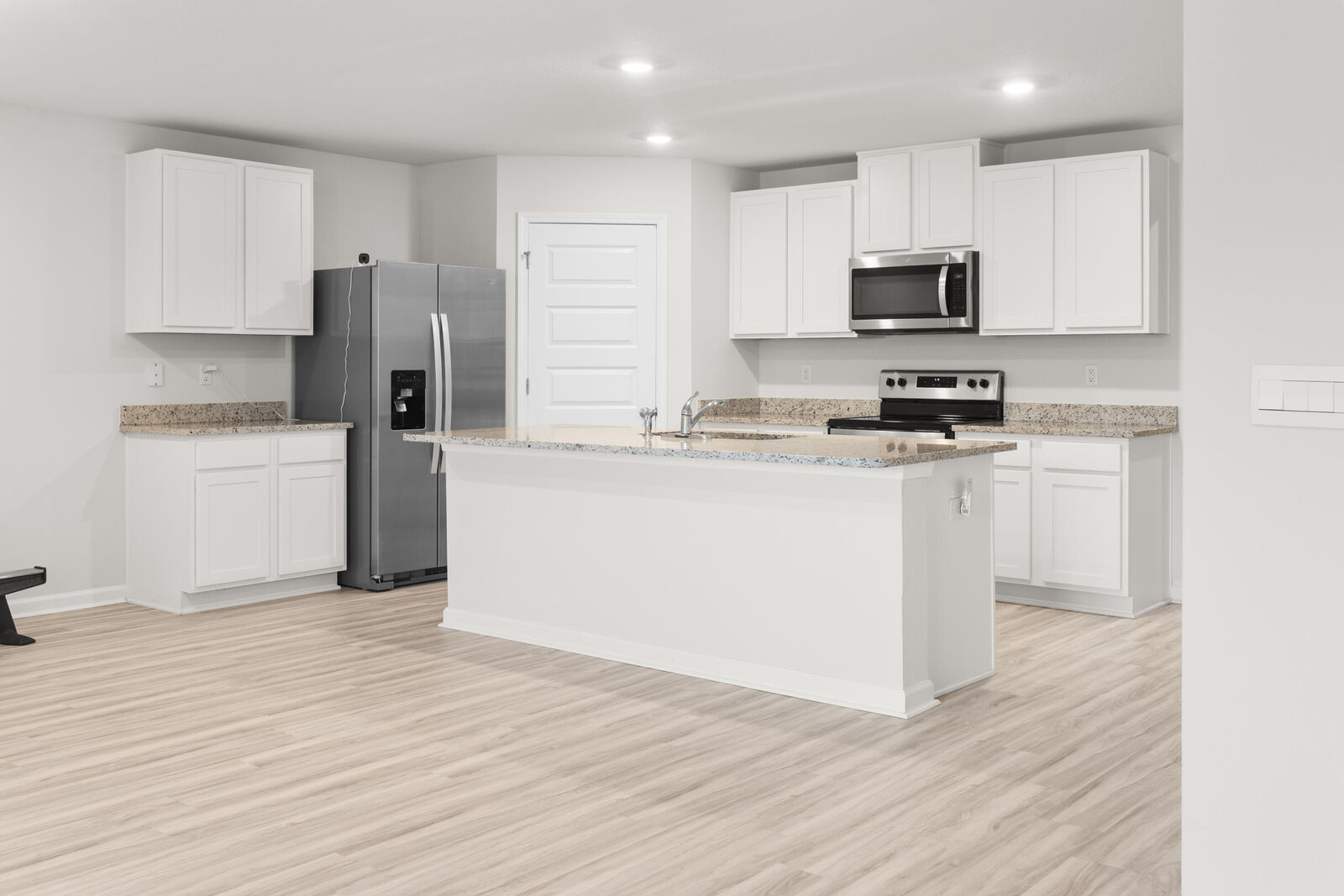 Property Photo:  848 Otto Loop  FL 32539 